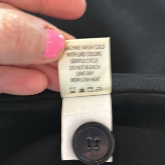 Great New Max Studio black vest - Picture 7 of 7